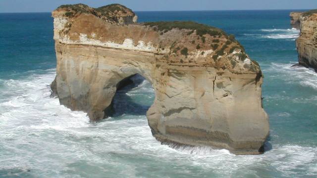 The island Arch in 2003