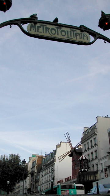 Exiting Blanche at Boulevard de Clichy – and there's the Moulin Rouge