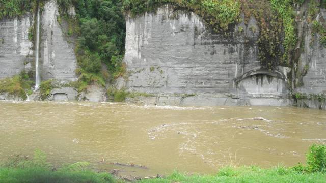 River view at Ngaporo