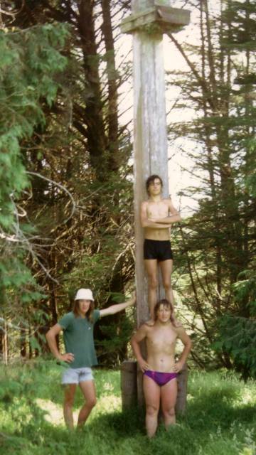 The author (in togs) at the niu poles in 1975